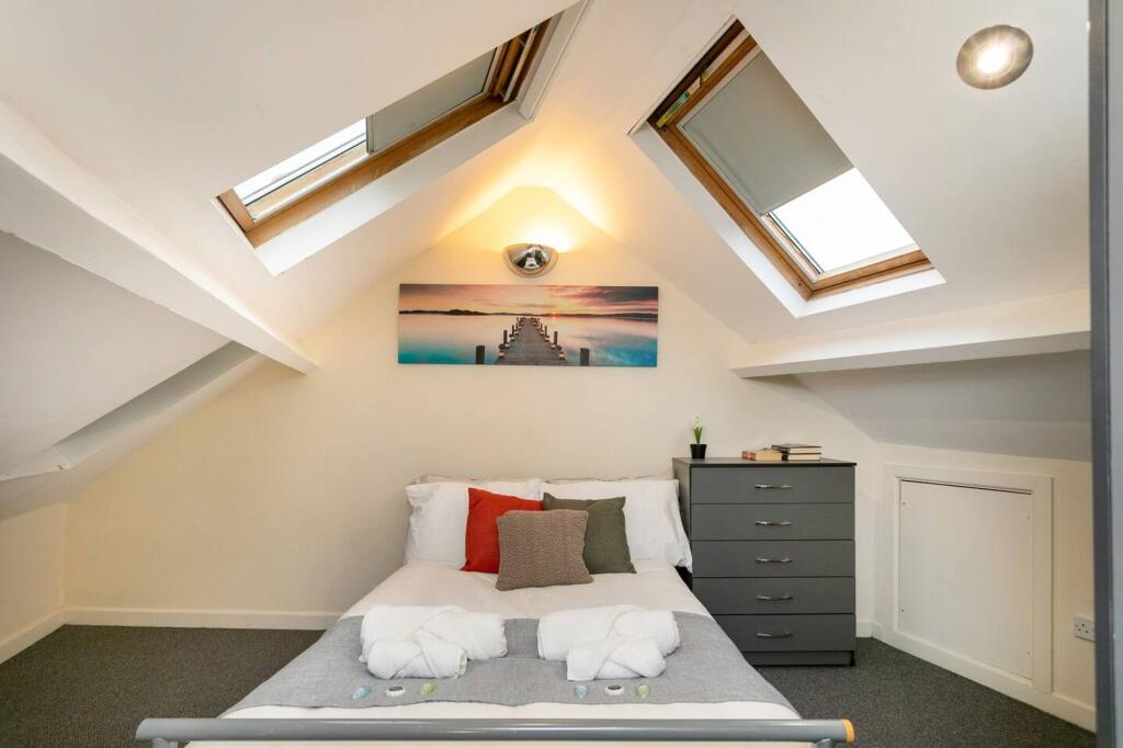 House in Nottingham - More