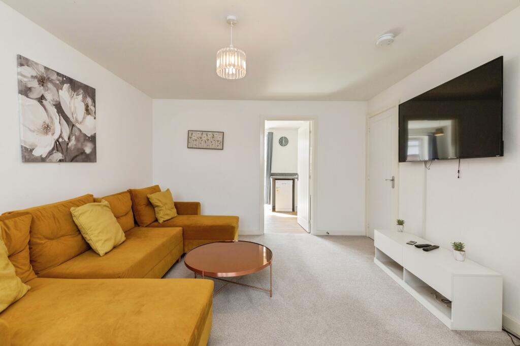 Rose Close, Bristol, BS11 photo 3