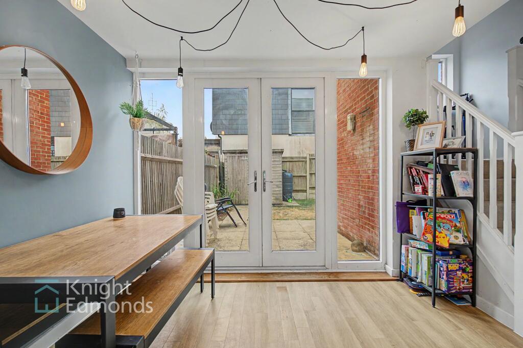 House in Maidstone, Coxheath - More