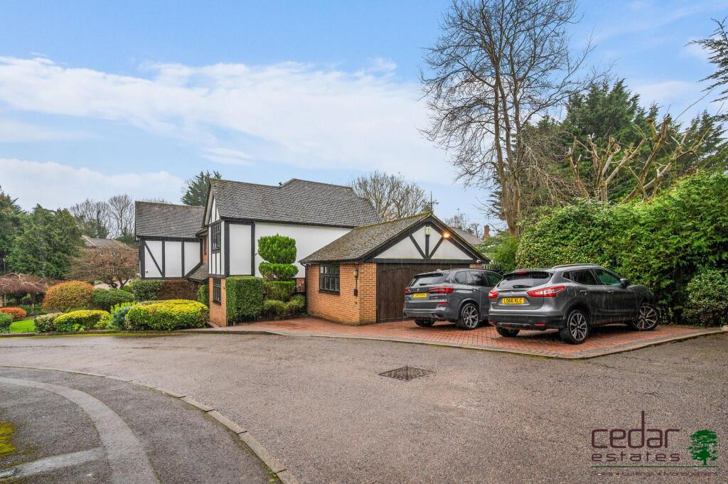 Highfields, Radlett WD7 photo 3