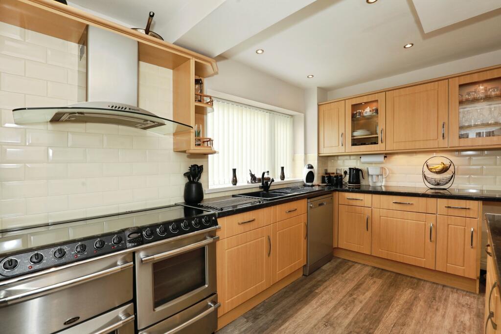 Soames Crescent, Saxonfields, Stoke-on-trent, ST3 photo 2