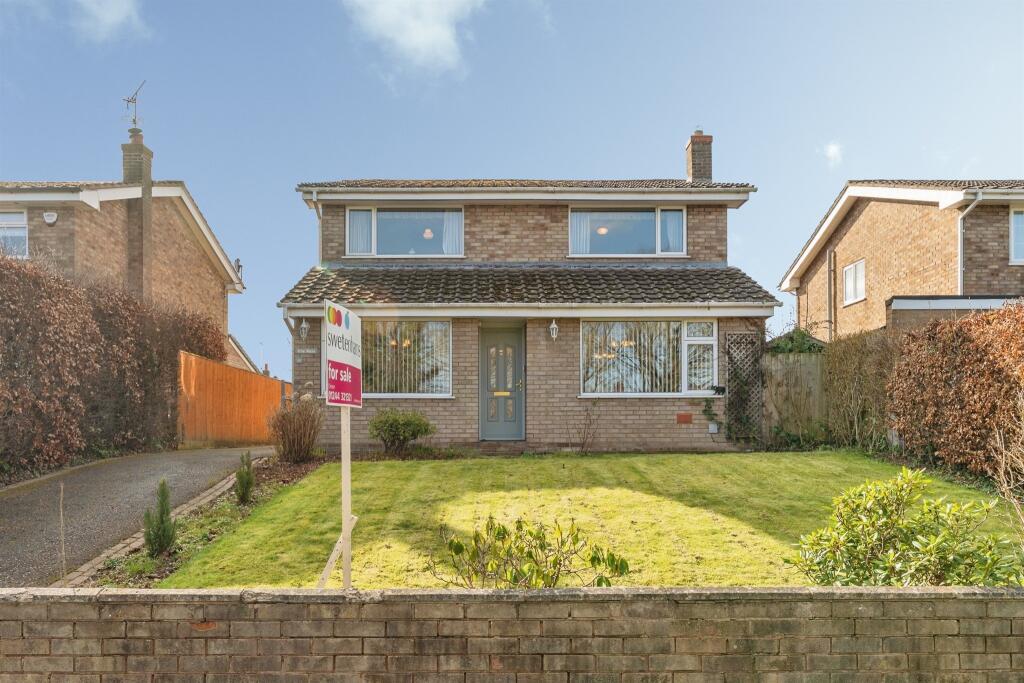 Main image of property: Tarporley Road, Tarvin, Chester