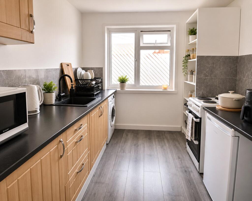 Apartment in Cannock Chase, Hednesford - View 4