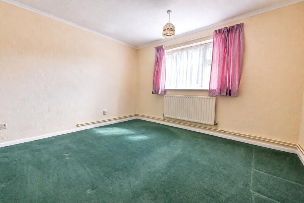 House in Lincoln - View 4