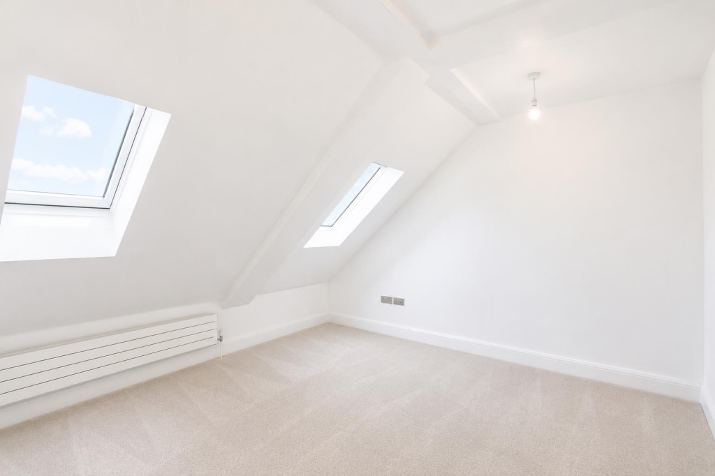 Apartment in London - View 3