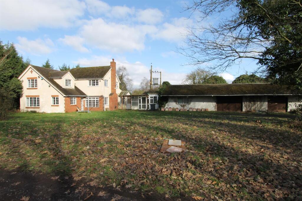 Worcester Road, Shenstone, Kidderminster photo 2