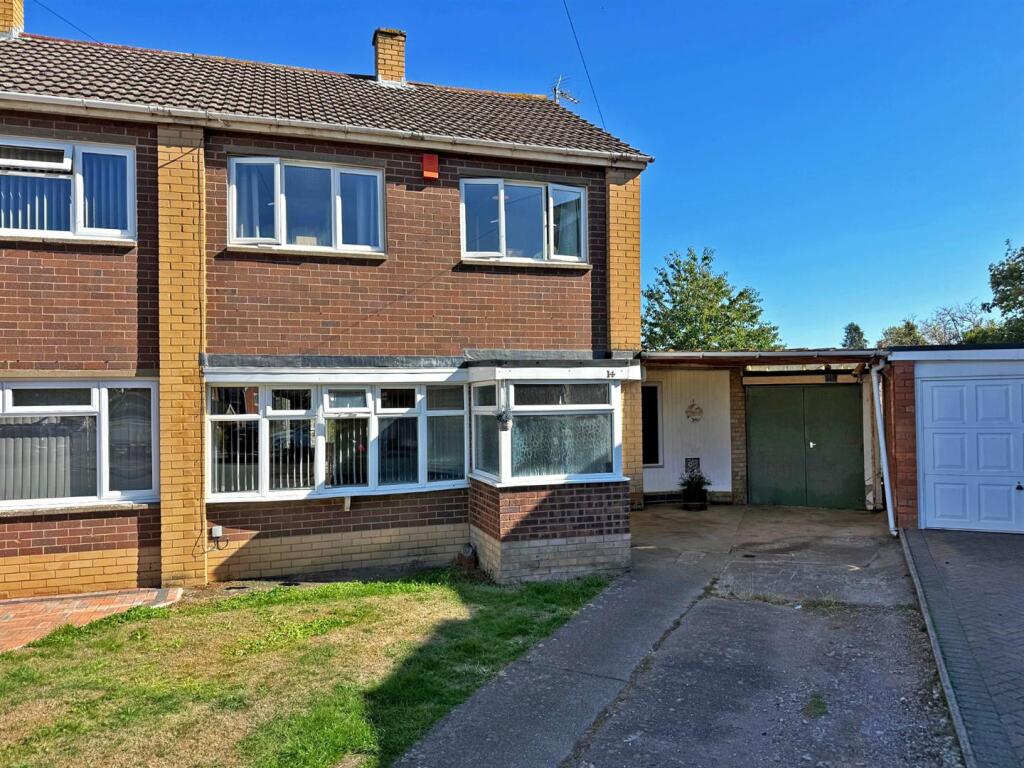 4-bed semi-detached on Coalport Drive, Sutton Farm, Shrewsbury, £310,000