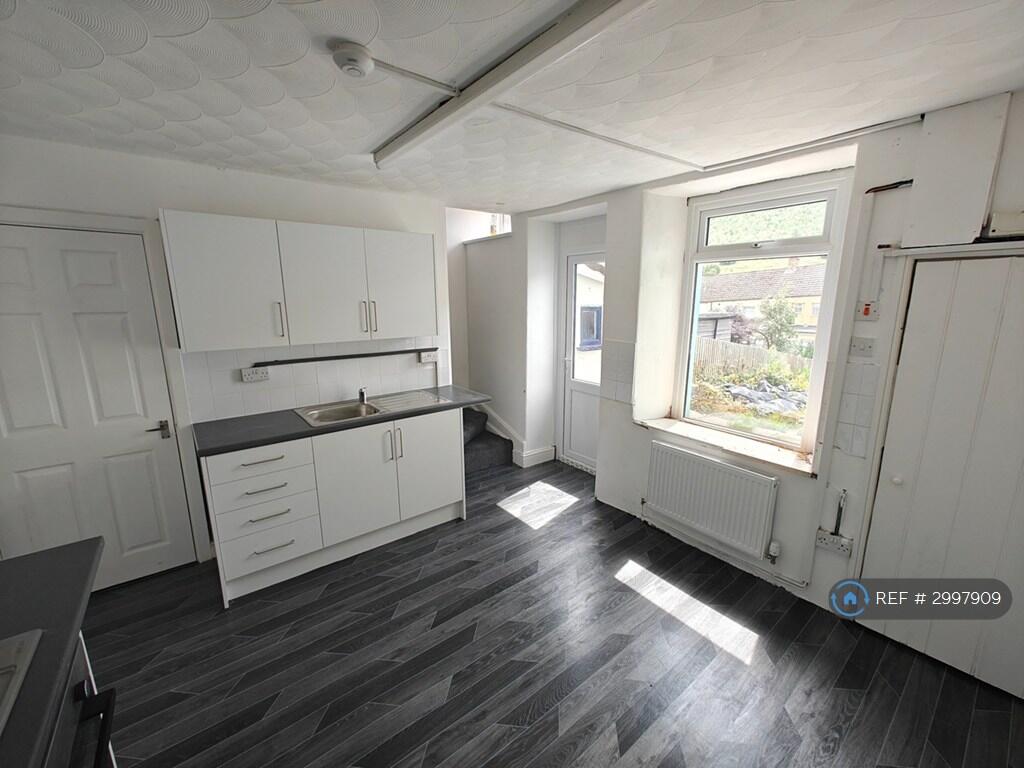 House in Cwm Parc, Treorchy - View 4