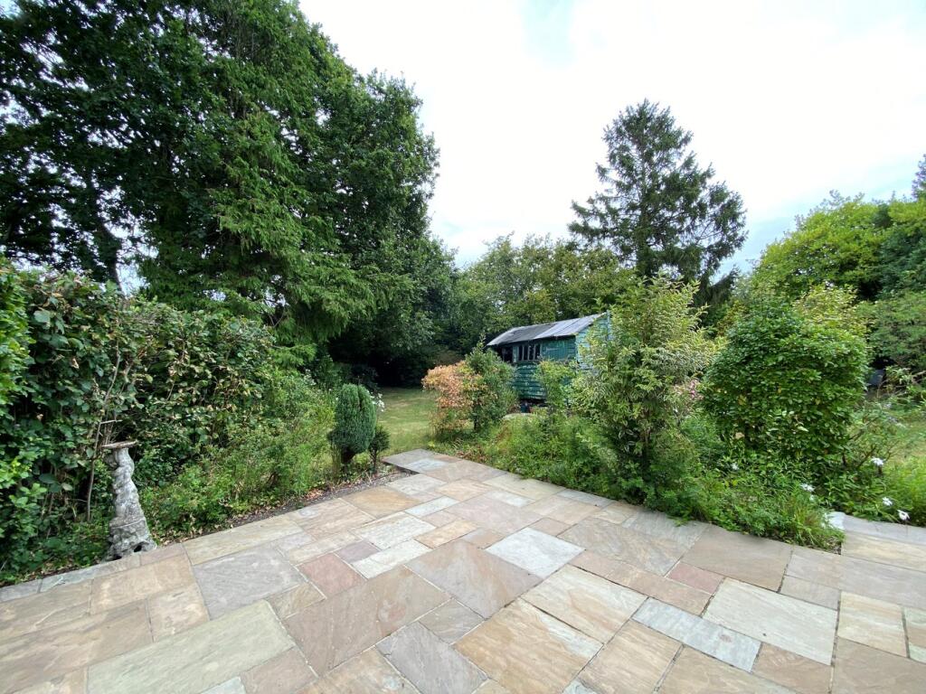 Additional image 10 of Selworthy Close, Whitecliff , BH14