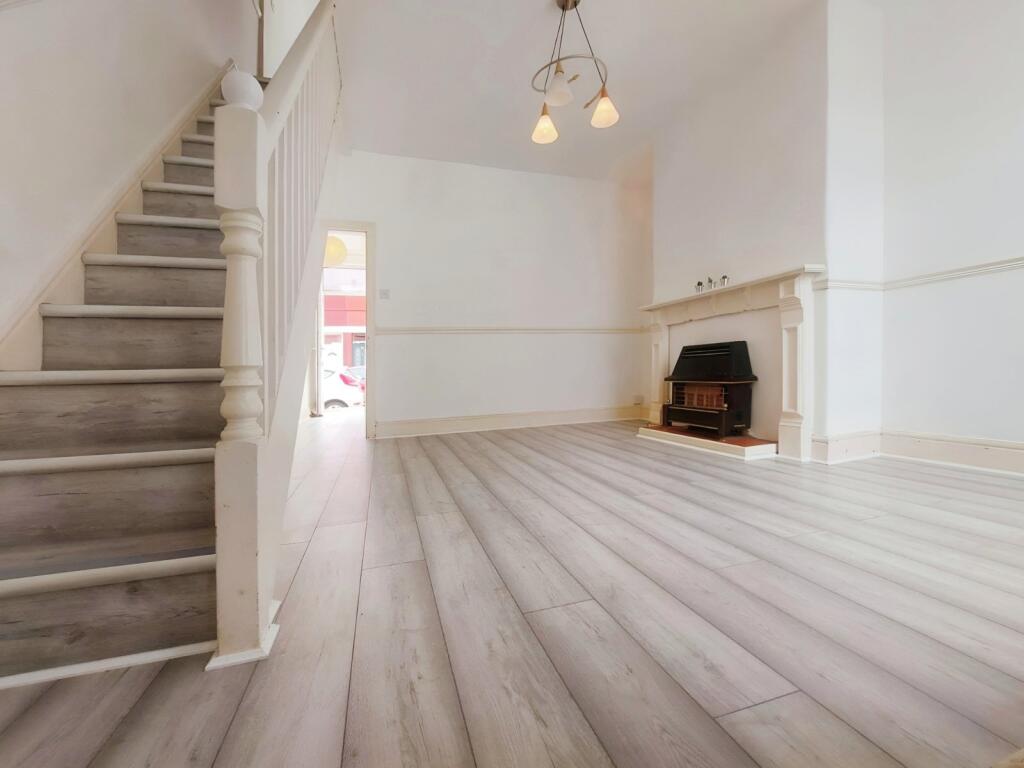 House in Manchester - More