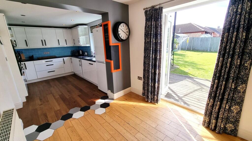 Dukes Drive, Halesworth - View 4