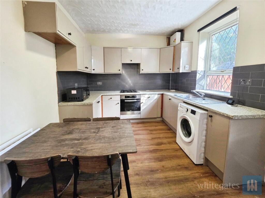 House in Wakefield - View 5