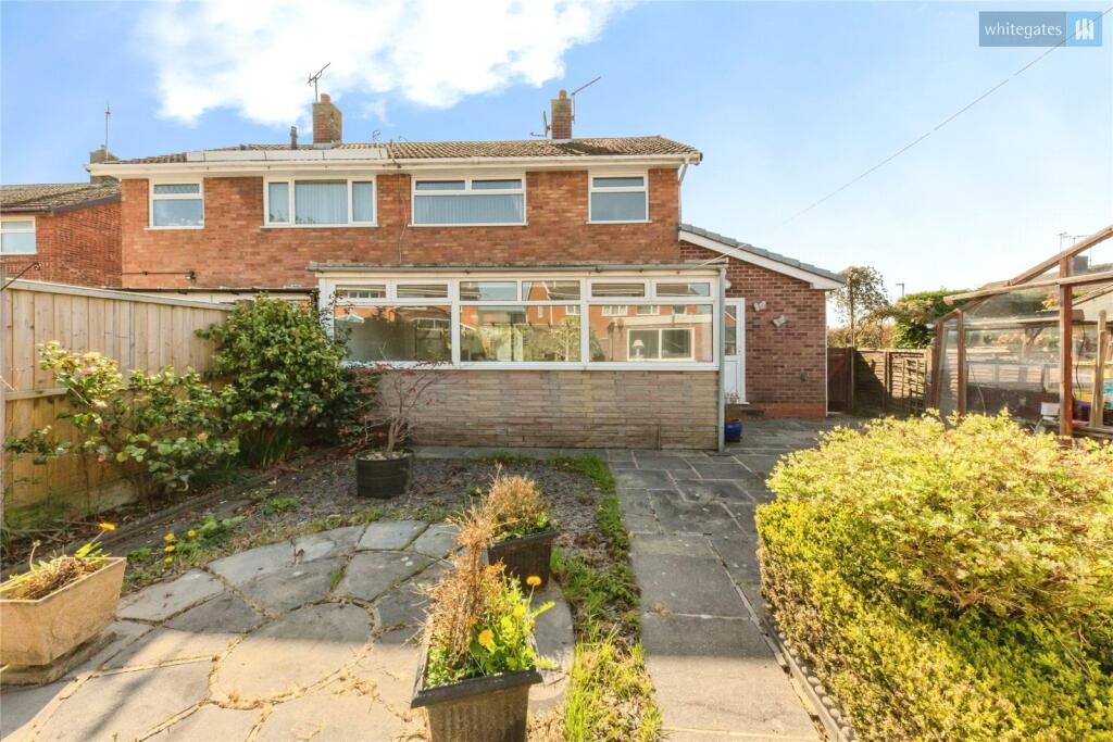 House in Crewe, Cheshire East - View 2