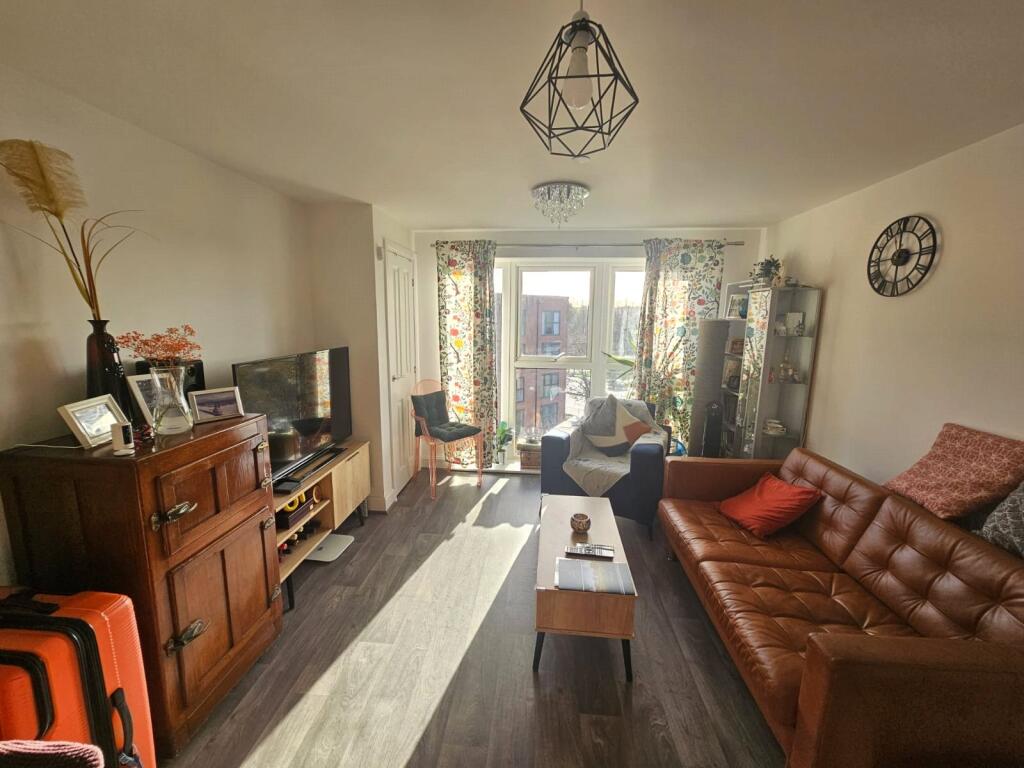 Apartment in Birmingham, West Midlands - View 2