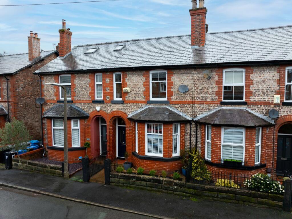 Main image of property: Lilac Road, Hale, WA15