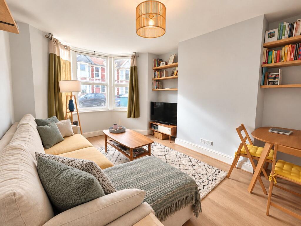 Apartment in Bristol, Brislington - View 4