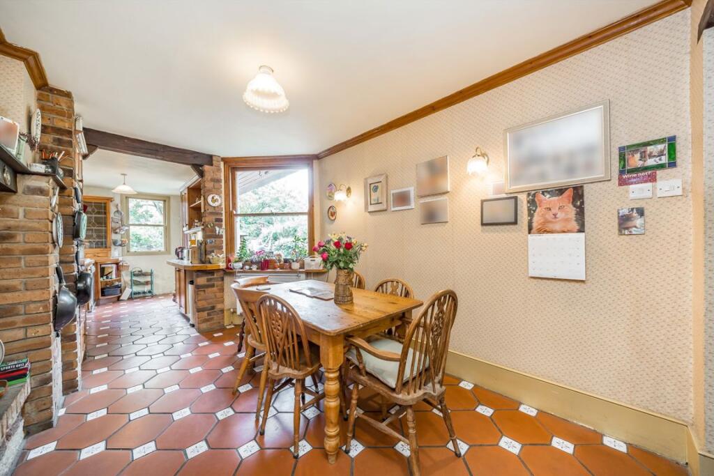 House in London - View 5