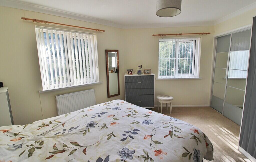 Apartment in Waterlooville, Purbrook - View 4