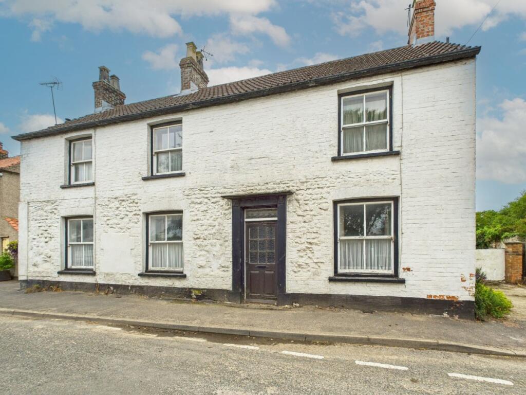 Holme Field House, Burton Fleming YO25 3PR photo 2