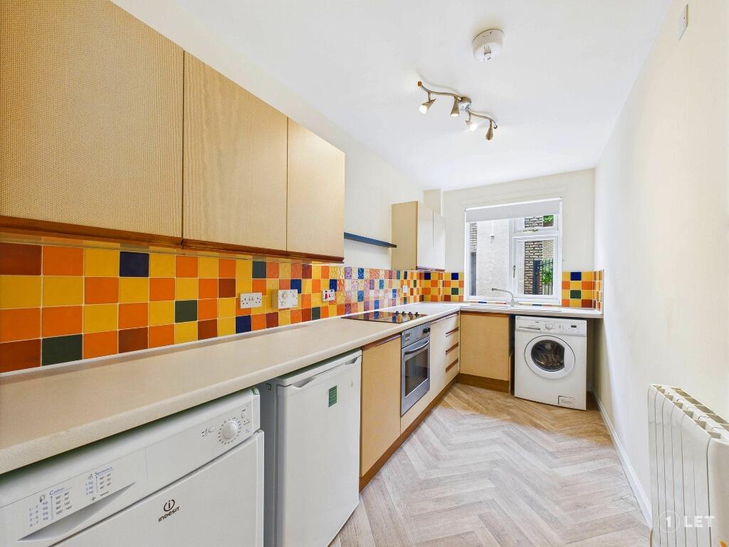 Main image of property: Lochrin Place, Tollcross, Edinburgh, EH3