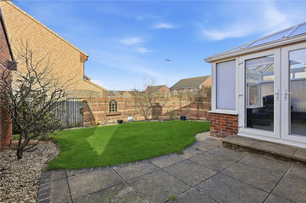 House in Middlesbrough, Hemlington - View 2