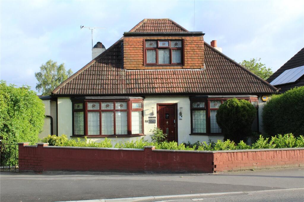 Main image of property: Squirrels Heath Lane, Hornchurch, RM11