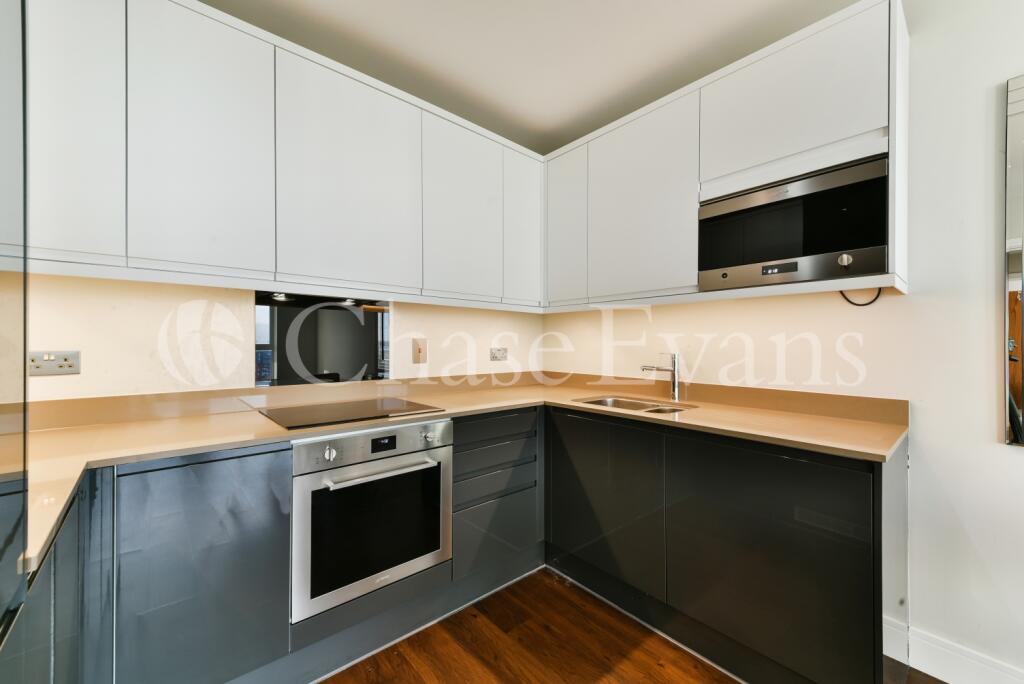 Apartment in London - View 2