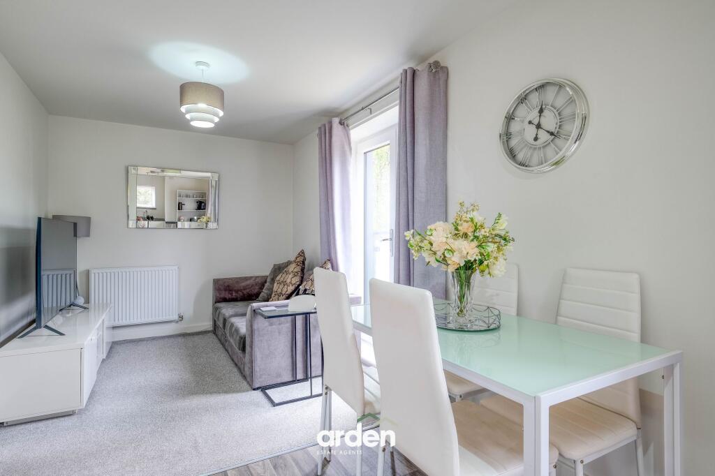 Apartment in Solihull, Cheswick Green - View 4