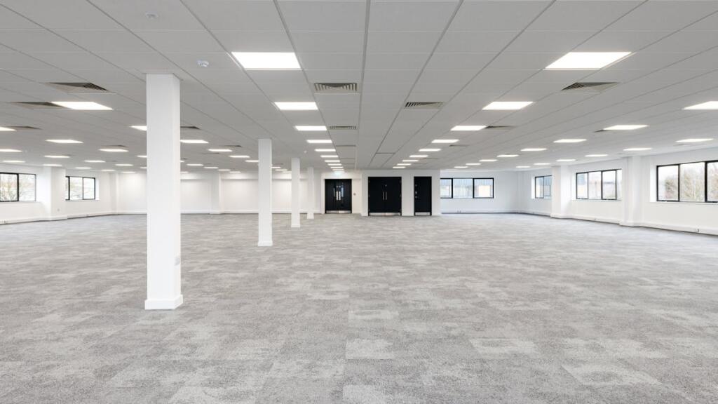 FIRST FLOOR photo21.jpg