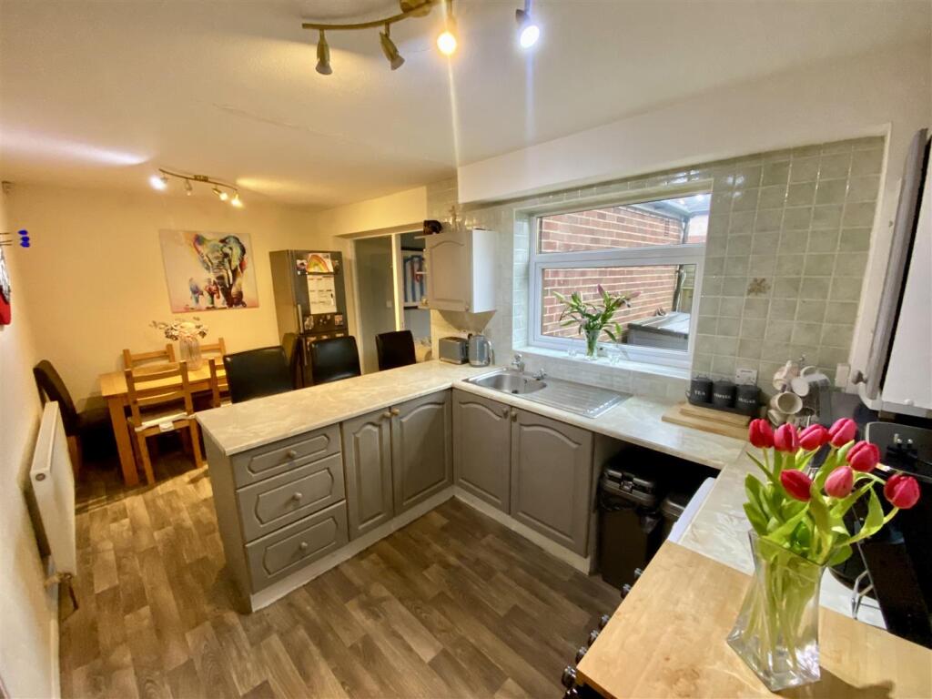 Additional image 9 of Thorsby Drive, Gomersal