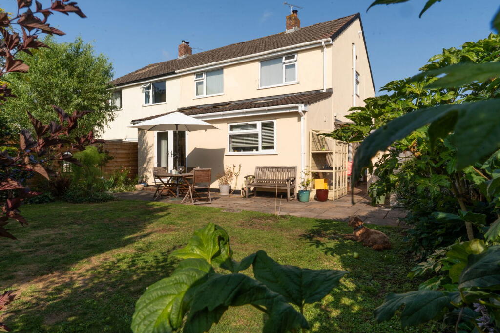 4-bed semi-detached on Brooklyn, Wrington, £475,000