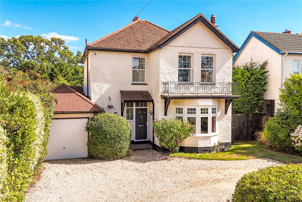 Main image of property: Barton Court Avenue, Barton on Sea, New Milton, Hampshire, BH25