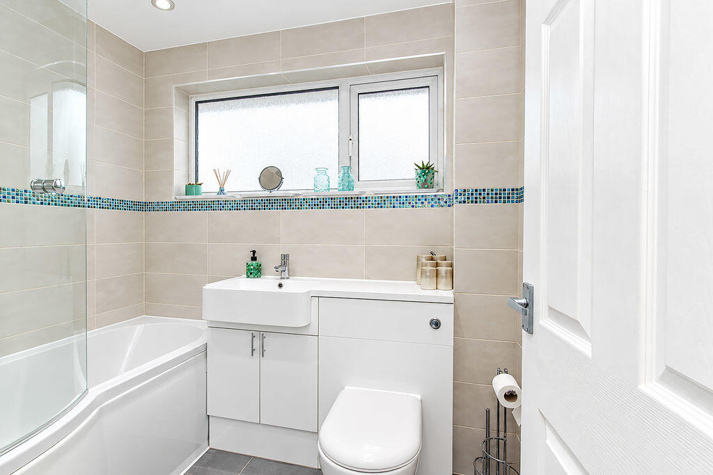 House in Dacorum, Woodhall Farm - View 5