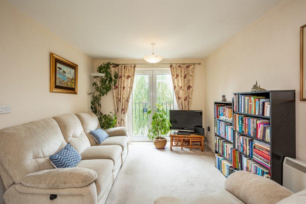 Apartment in Leicester - More