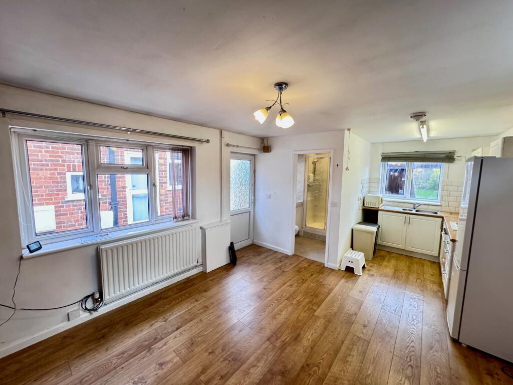 Apartment in Nottingham - View 3