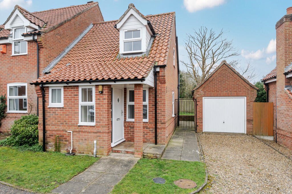 Main image of property: Barn Meadow, Trowse, Norwich, NR14