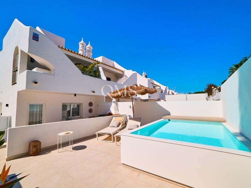 Main image of property: Algarve, Almancil