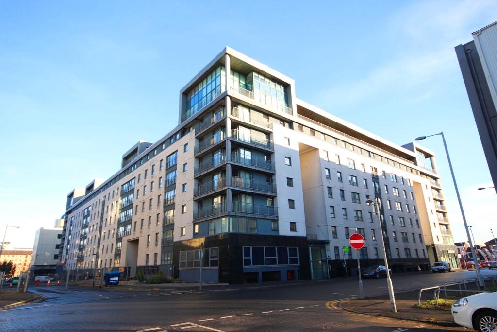 Main image of property: Wallace Street, Glasgow, G5 8AJ