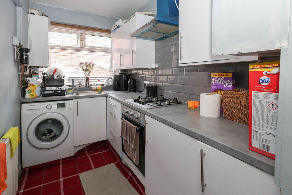 House in Oldham - View 4