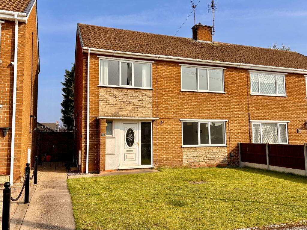 Main image of property: 4A Thompson Avenue, Harworth, Doncaster, South Yorkshire DN11 8JG