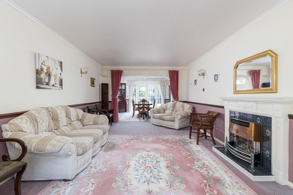 Rusper Road, Crawley, RH11 - More