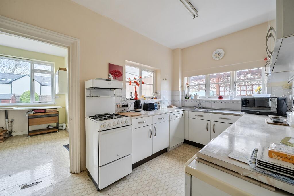 House in Maidenhead, Windsor and Maidenhead - View 2