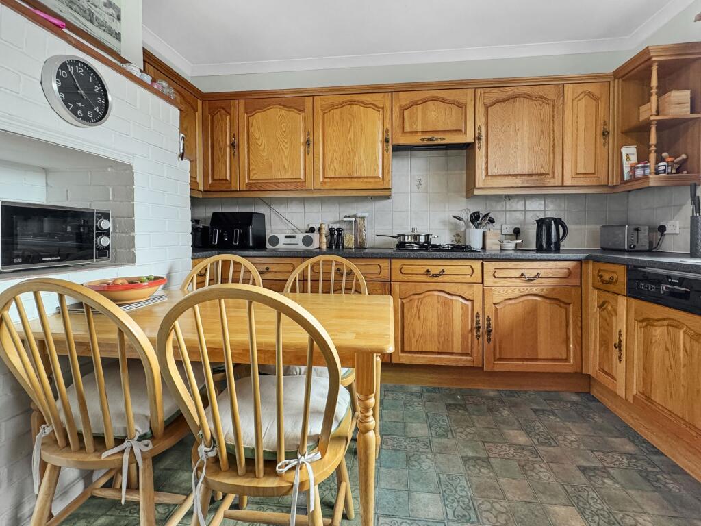 House in Portsmouth - View 4