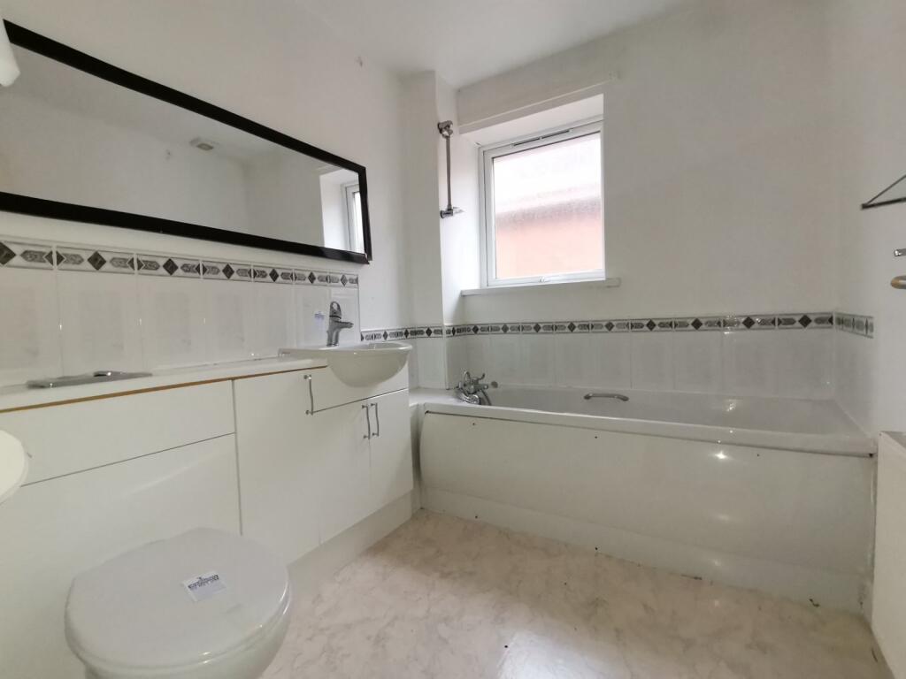 South Road, Stockton-on-Tees, Durham, TS20 photo 4