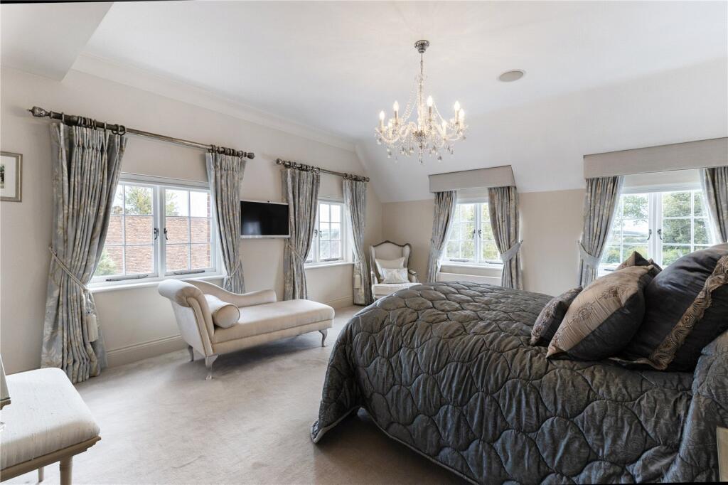 Additional image 18 of Rabley Heath Road, Welwyn, Hertfordshire, AL6