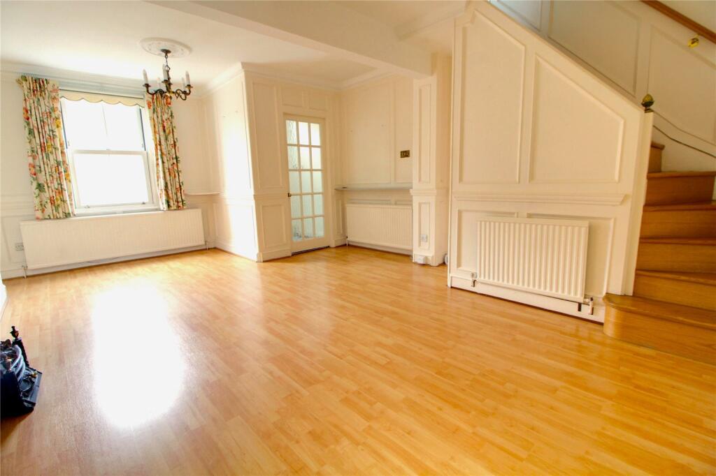 House in London - View 2