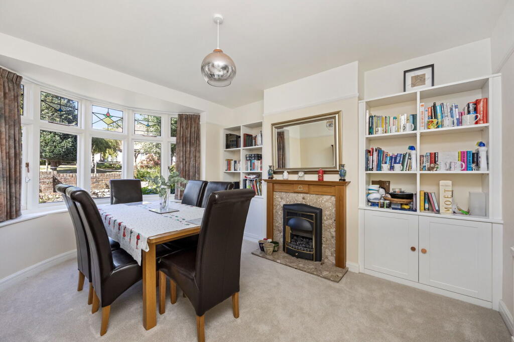 House in Brighton, Patcham, Westdene - More