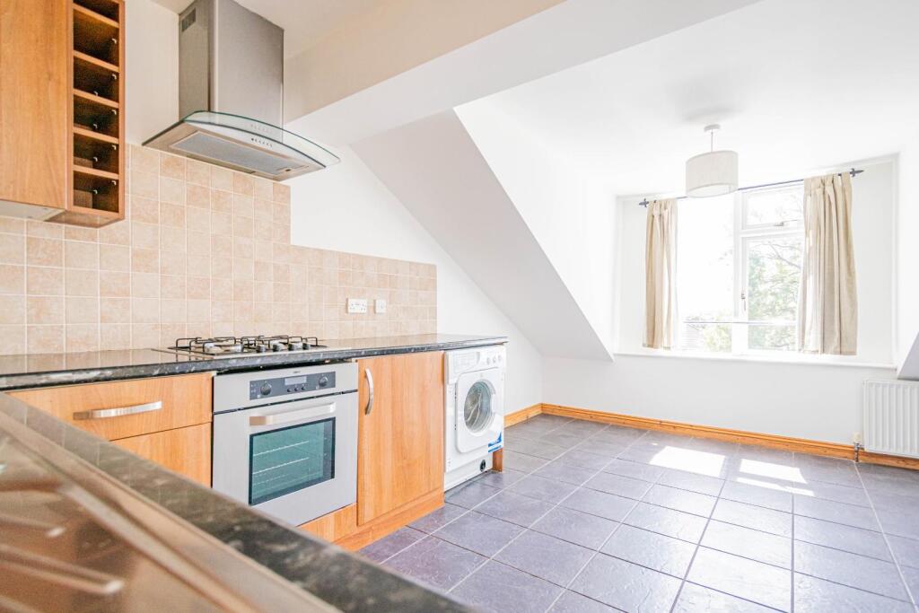 1-bed flat on Conygre Road, Filton, Bristol, £190,000