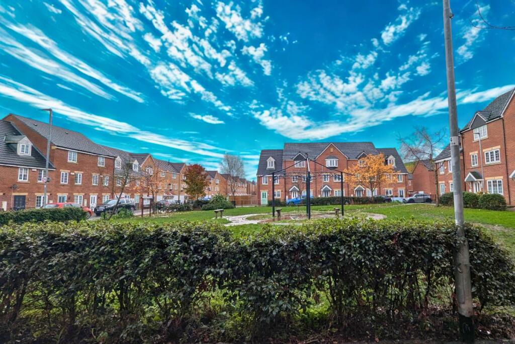 Main image of property: Steel Green, Leeds