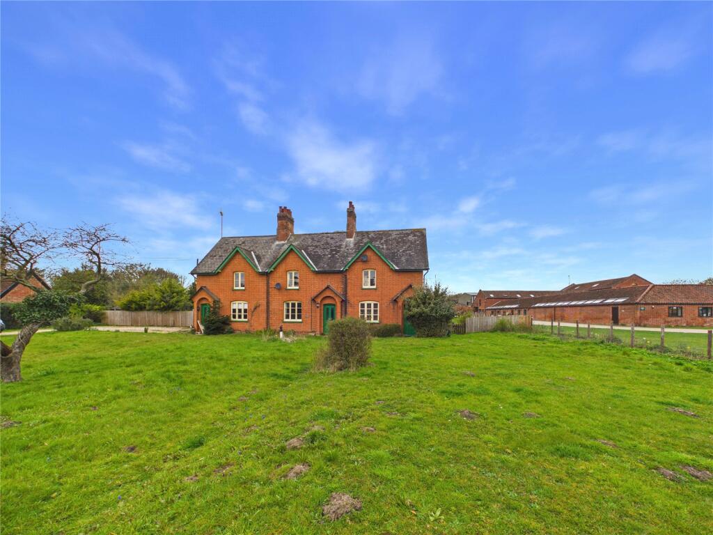 Main image of property: New Cottages, The Street, Nacton, Ipswich, Suffolk, IP10